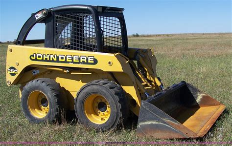 john deere 250 skid loader